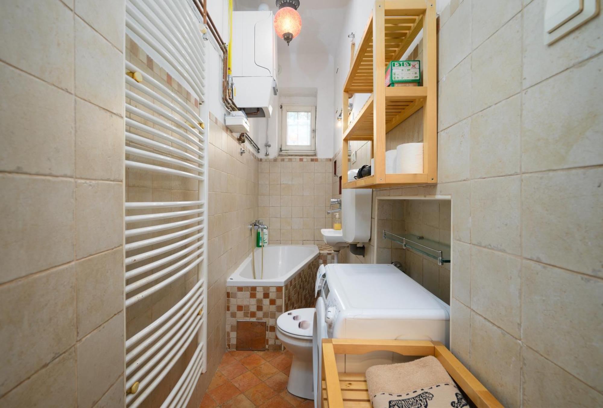 Urban View Apartment With Free Parking Ljubljana Exterior photo